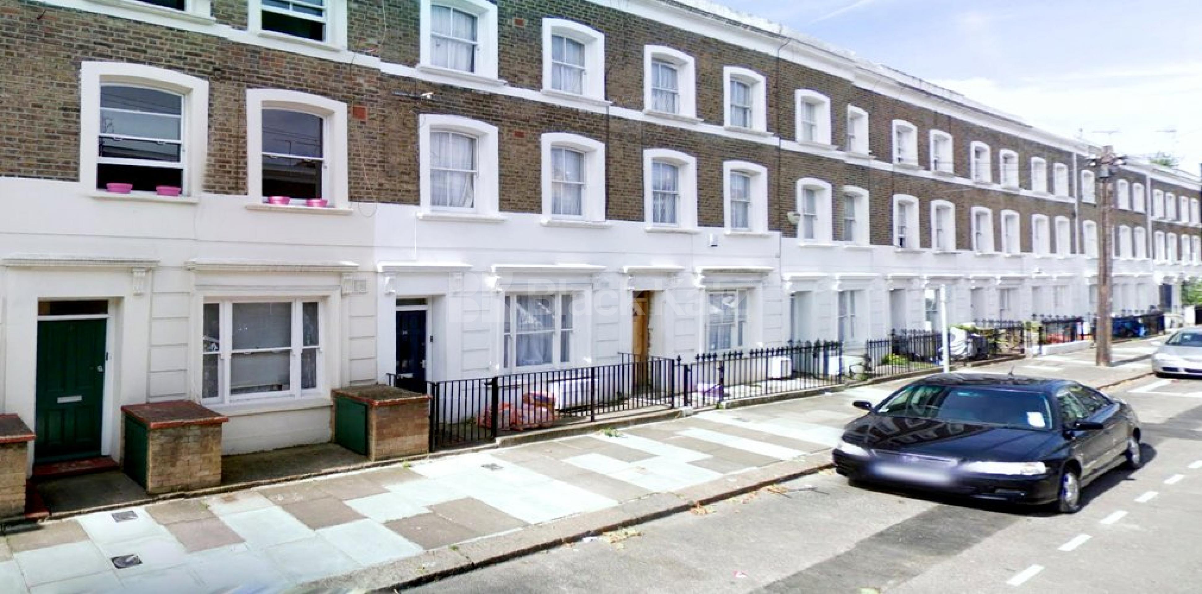 			NEW INSTRUCTION (Private Garden), 1 Bedroom, 1 bath, 1 reception Ground Floor Flat			 Raynham Road, HAMMERSMITH W6